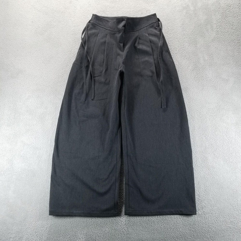 Insis Femme Pants Womens M Gray Asymmetric Wide Leg Cropped Pleated Minimalist